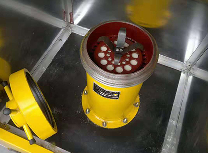蒸湘抗爆容器